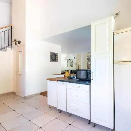 Hébergement de vacances Spacious In Valmer With Private Pool *